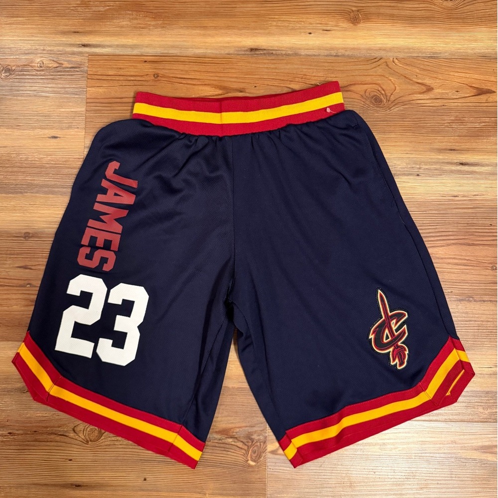 NBA Cleveland Cavaliers LeBron James 23 Basketball Shorts Navy Blue Mens Small